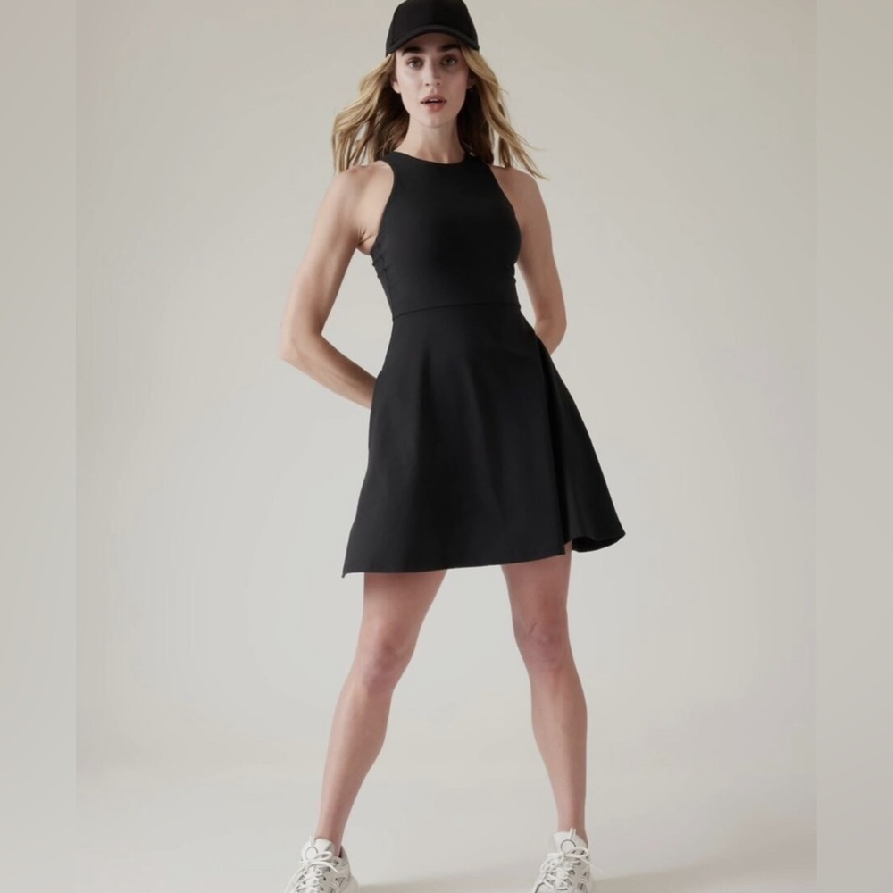 Athleta Conscious Dress black  size Large
